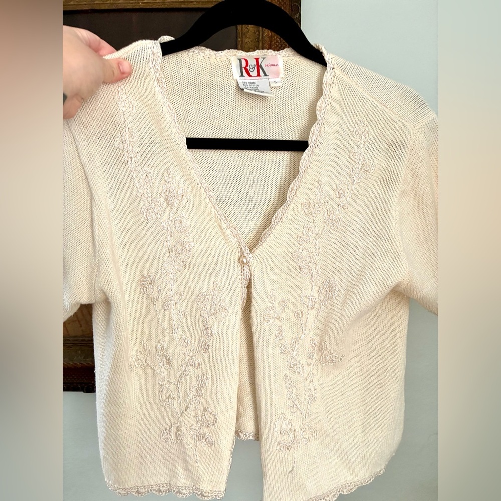 Vintage 90s embroidered short sleeve sweater
